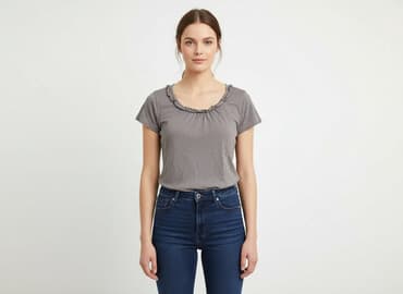 t shirt anna field: Women`s T-shirt, size S — 5
