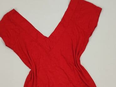 czerwona bluzki z dekoltem v: T-shirt damski, rozmiar One size — 2