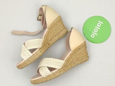 czerwone sandały na słupku ccc: Anna Field, Sandały damskie, rozmiar 36 — 3