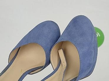 stradivarius klapki na platformie: Sandały damskie, rozmiar 38 — 6