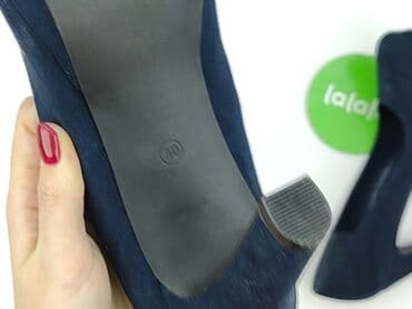 buty z hello kitty na wysokiej podeszwie: Лофери та туфлі жіночі, розмір 40 — 8