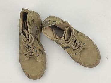 kozaki zimowe w ccc: Męskie buty taktyczne/trekkingowe w kolorze piaskowym z kamuflażem. - — 1