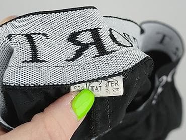 work out legginsy: Spodnie 3/4 damskie, rozmiar M — 4