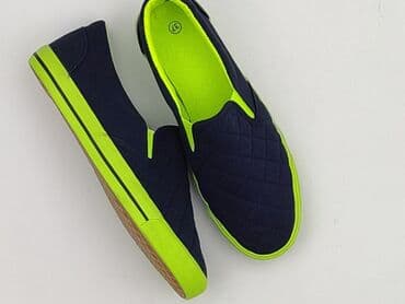 the outerwear kurtki c a: Кеди 37, Б/в на lalafo.pl — 1 the outerwear kurtki c a: Кеди 37, Б/в — 1