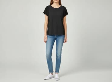 mystery box z koszulkami piłkarskimi: Scotch & Soda, T-shirt damski, rozmiar S — 7