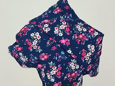 Жіночий одяг: Жіноча блуза, розмір M — 6