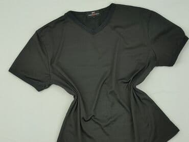 Women's Clothing: Independent, Women`s T-shirt, size XL (EU 42) — 1