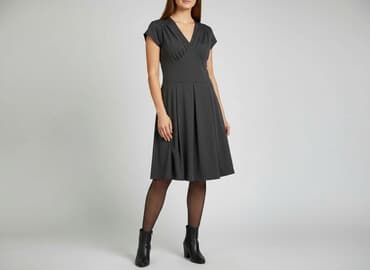 sukienki midi z krótkim rękawem: Сукня жіноча, розмір S — 1