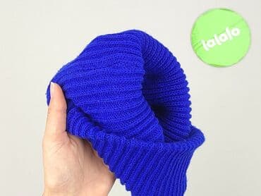 Hats and caps: Cap, Female, condition - Very good — 4