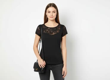 czarne t shirty damskie w serek: T-shirt damski, rozmiar M — 6