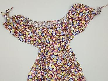 klapki basenowe 47: Bluzka damska, rozmiar M — 1