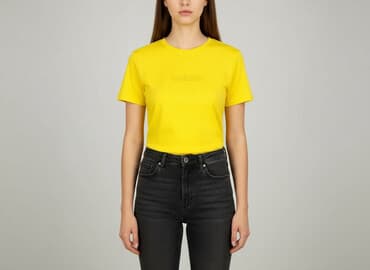 yezy gap balenciaga t shirty: A&G, Women`s T-shirt, size S — 1