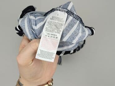 bluzki basic z dekoltem v: Beloved, Women`s T-shirt, S — 4