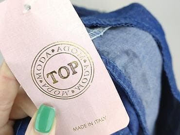 pull jeans: Women`s shirt, size S — 4