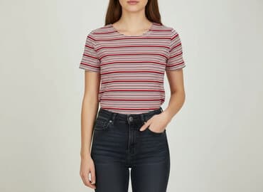 the who t shirty: WOW, Women`s T-shirt, size M — 1