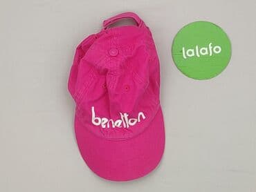 Hats and caps: Baseball cap, Female, condition - Very good — 2