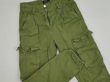 pull and bear spodenki dresowe: Bershka, Spodnie cargo damskie, rozmiar XS — 1