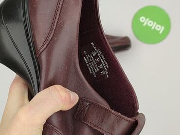 obuwia lakierowane kozaki ccc: Półbuty damskie, 41.5 — 5