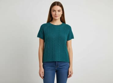 Светр жіночий, розмір M на lalafo.pl Светр жіночий, розмір M