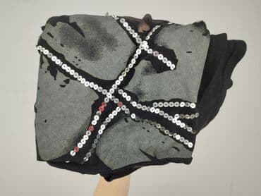 bluza z diamencikami: Bluza damska
, rozmiar M — 6