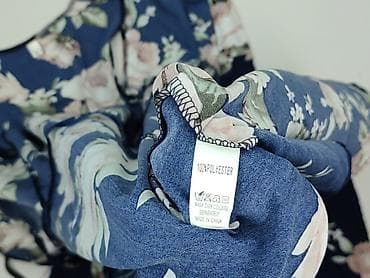 Women: Women`s dress, size L — 6