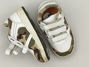 buty na wf: Buty sportowe 21, Używany — 1