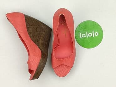 sandały koturna ccc: Sandals for women, size 36 — 3