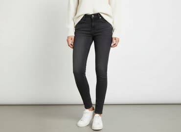 Jeansy damskie, rozmiar XS