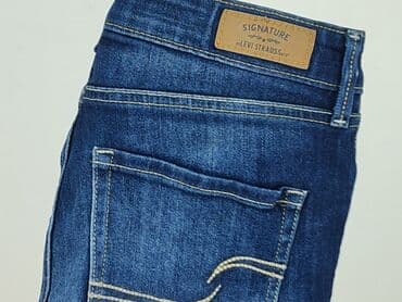 krótkie spodenki i nogi z cellulitem: Levi’s, Szorty damskie, XS — 7