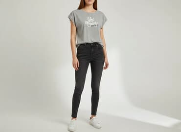 ariana grande t shirty: T-shirt damski, rozmiar S — 1