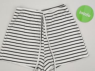 pull and bear shorts: Shorts for women, size S — 2
