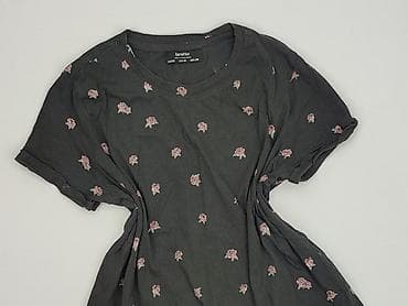 fsbn tshirt: Bershka, Women`s T-shirt, size M — 1