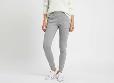 krótkie legginsy prążkowane: Legginsy Eleganckie damskie, rozmiar S — 5