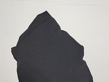 szorty cargo: Czarne damskie spodnie typu culottes - Krój: szerokie nogawki 7/8 — 4