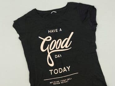 Футболка жіноча, M на lalafo.pl Футболка жіноча, M