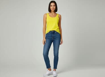 swiat koszulek pilkarskich: Janina, Bluzka damska, rozmiar S — 7