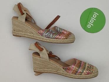 sandały koturna ccc: Sandals for women, size 40 — 4