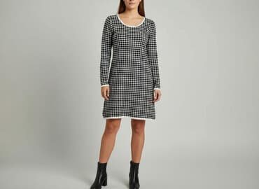 sukienka i kozaki za kolano: Women`s dress, size M — 1