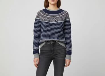 ubrania z flagą norwegii: Sweter damski, rozmiar M — 1