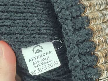 Hats and caps: Cap, Female, condition - Very good — 4