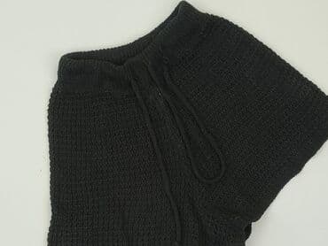 krótkie czarne spodenki materiałowe: Boohoo, Szorty damskie, rozmiar S — 1