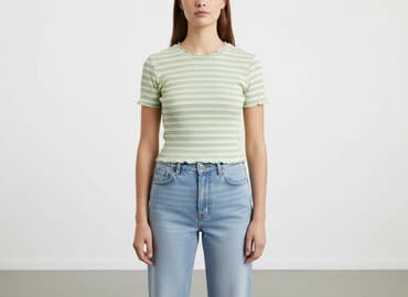 pull and bear t shirty: PULL&BEAR, T-shirt damski, rozmiar XS — 1