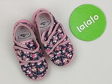 dla nastolatek: Kapcie Renbut, 25, Używany — 2