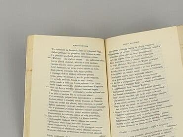 Książki: Książka, gatunek - Powieść, stan - Bardzo dobry — 3