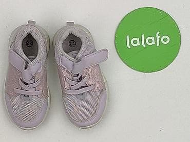 modne bluzki wiosenne: Buty sportowe 22, Używany — 2