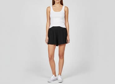 krótkie spodenki z lajkry: Gina Tricot, Szorty damskie, rozmiar XS — 6