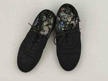 Trainers for women, size 39