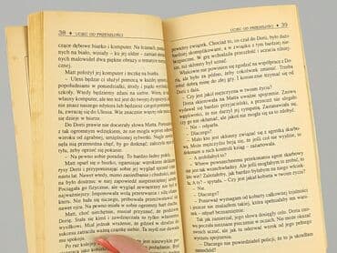 Książki: Książka, gatunek - Powieść, stan - Bardzo dobry — 3