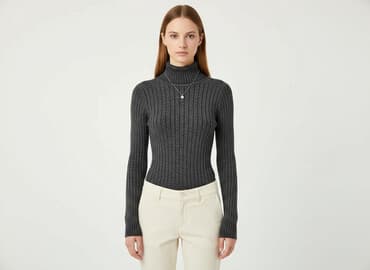 name it merino body: Women`s golf, size M — 5