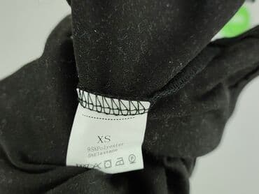 czarne t shirty i marynarka: Women`s T-shirt, size XS — 4